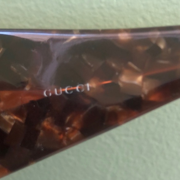 Gucci Sunglasses - Picture 6 of 7